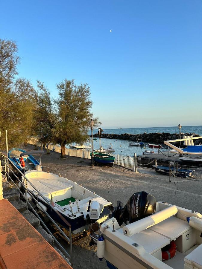 Il Viandante Sul Mare Appartement Salerno Buitenkant foto